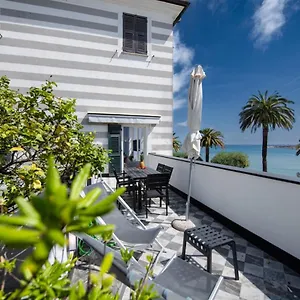 Casa Garibalda - Seafronf Appartamento Rapallo